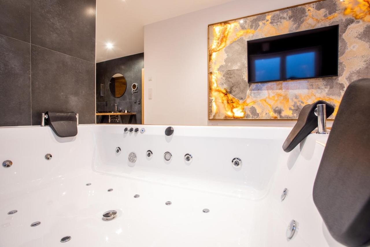 Private Spa & Garden Alpi جارمش بارتنكيرشن المظهر الخارجي الصورة