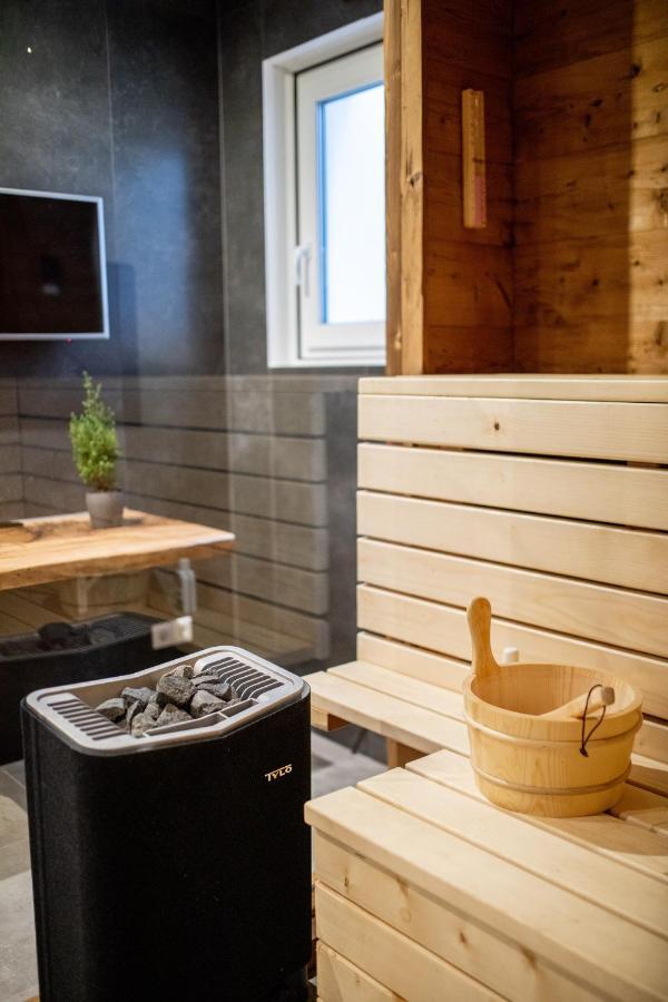 Private Spa & Garden Alpi جارمش بارتنكيرشن المظهر الخارجي الصورة