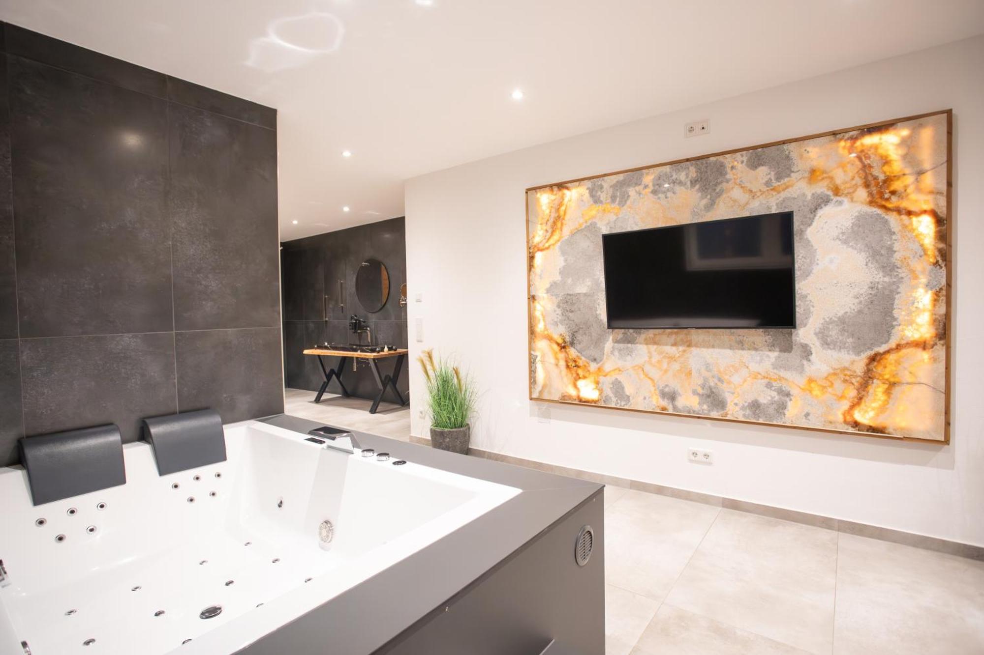 Private Spa & Garden Alpi جارمش بارتنكيرشن المظهر الخارجي الصورة