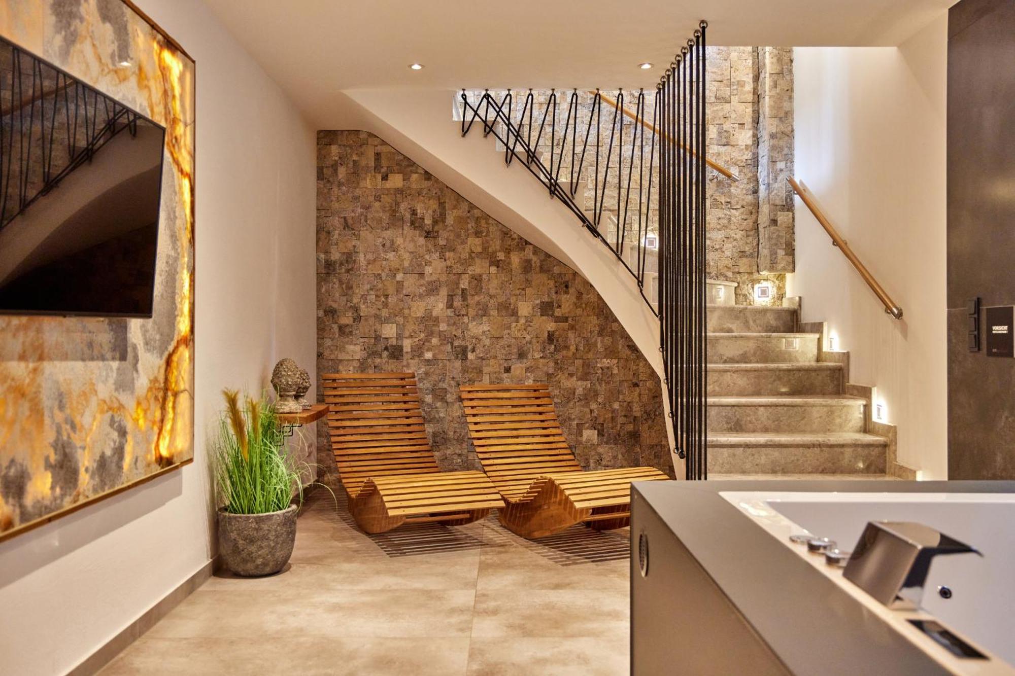 Private Spa & Garden Alpi جارمش بارتنكيرشن المظهر الخارجي الصورة