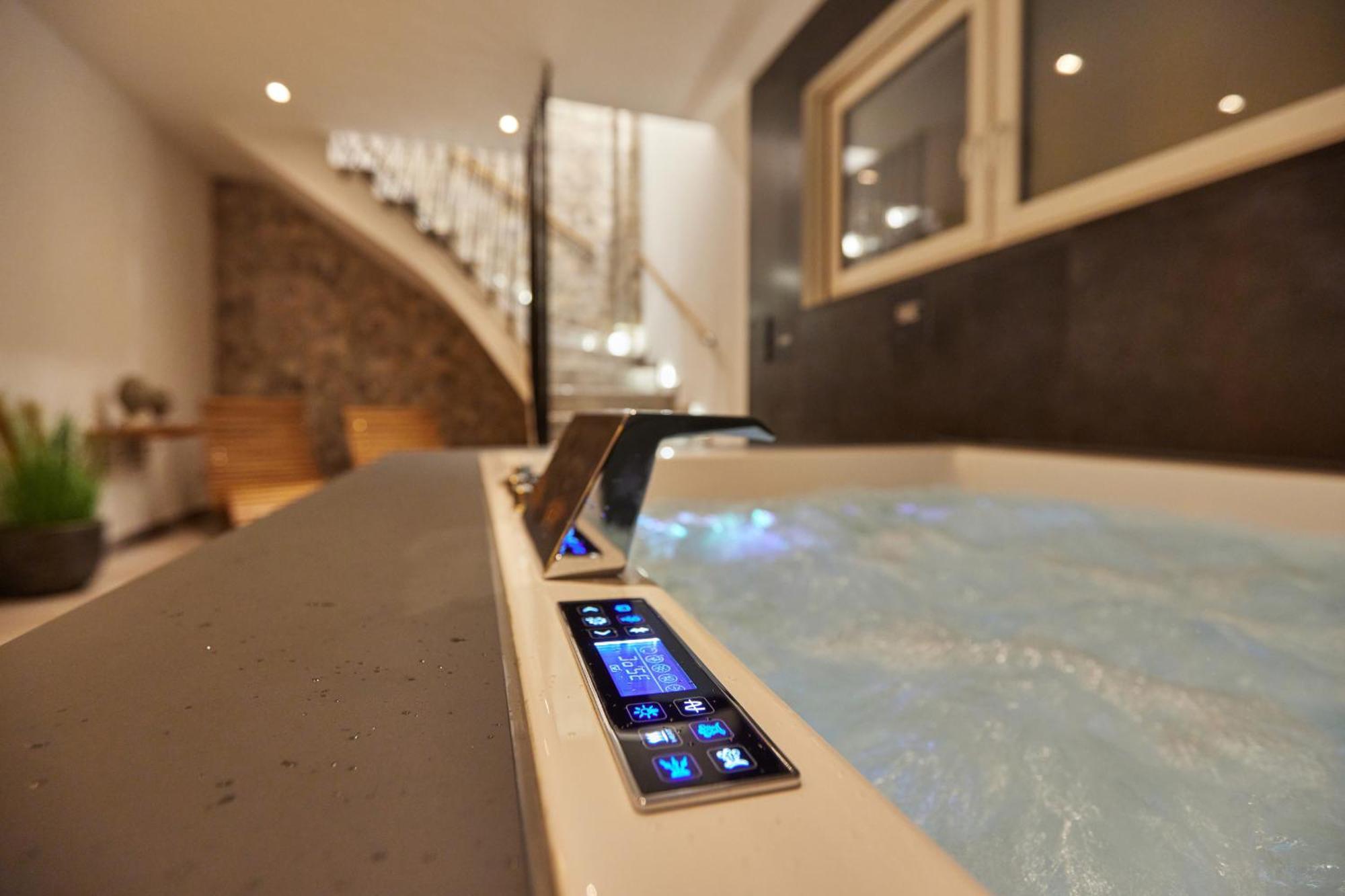 Private Spa & Garden Alpi جارمش بارتنكيرشن المظهر الخارجي الصورة